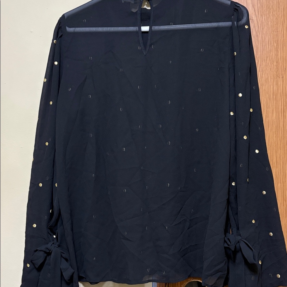 Ann Taylor Black Blouse Size S Gold Studs Front & Sleeves Tie Cuff Keyhole Back - Picture 12 of 13